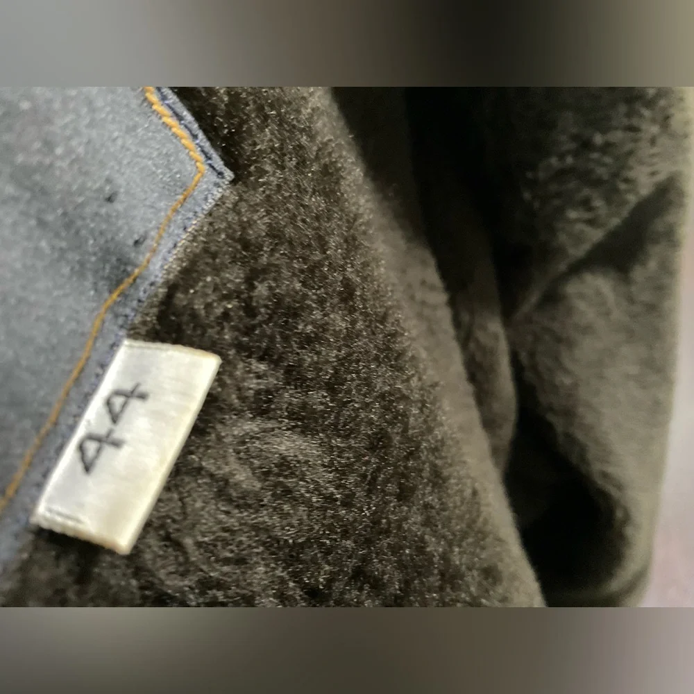 Coat - Picture 6 of 6